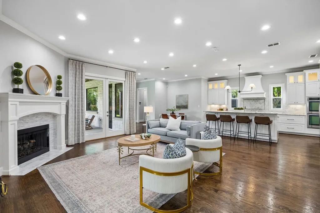 9668 Rockpoint Court Dallas TX 75238