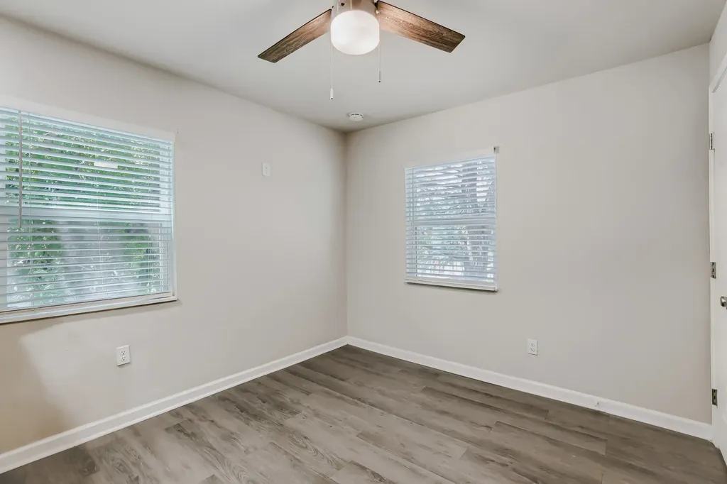 123 S 2nd Street Sanger TX 76266