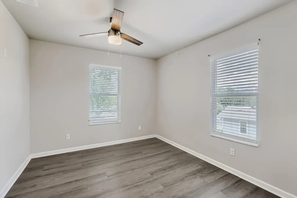 123 S 2nd Street Sanger TX 76266