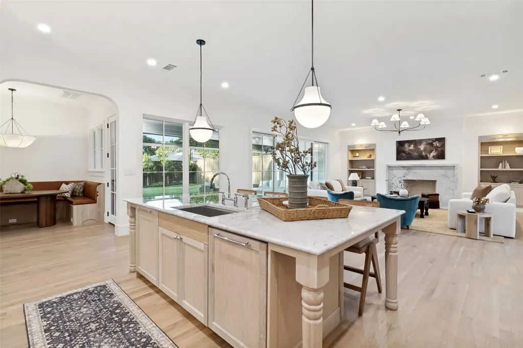 1112 Pueblo Drive Richardson TX 75080