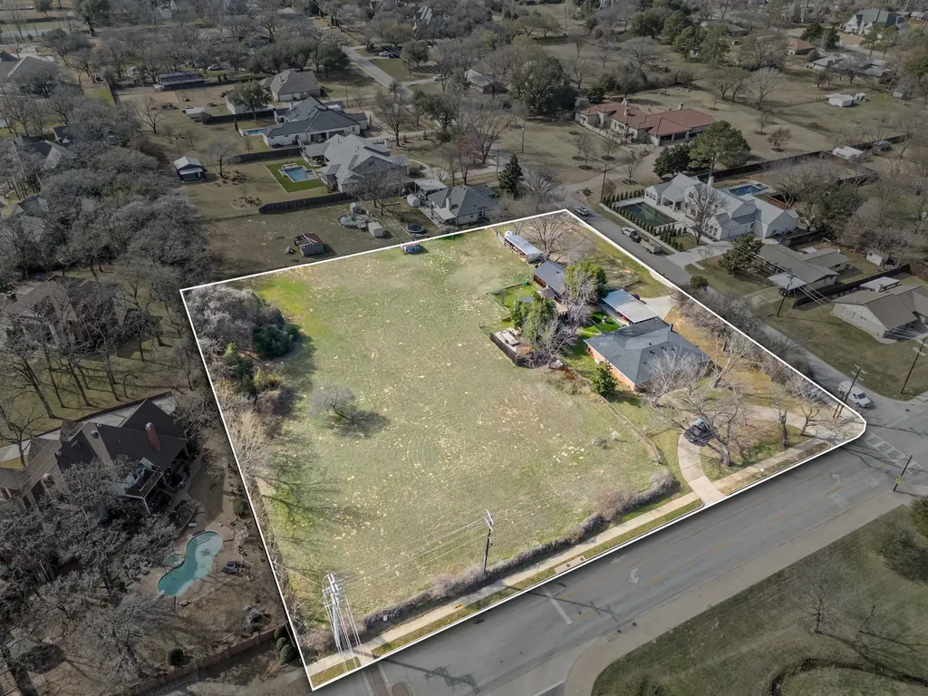 Colleyville TX, 5804 Pleasant Run Road