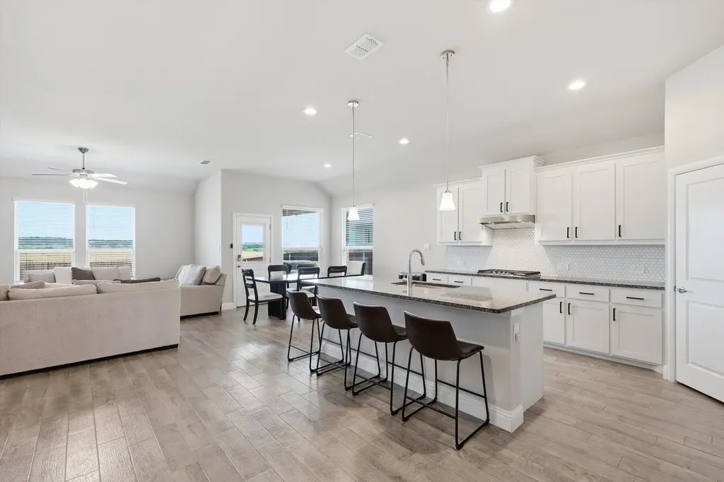3021 Lionsgate Drive Argyle TX 76226