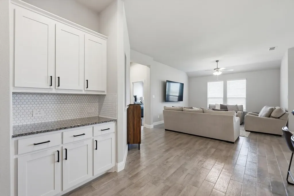 3021 Lionsgate Drive Argyle TX 76226
