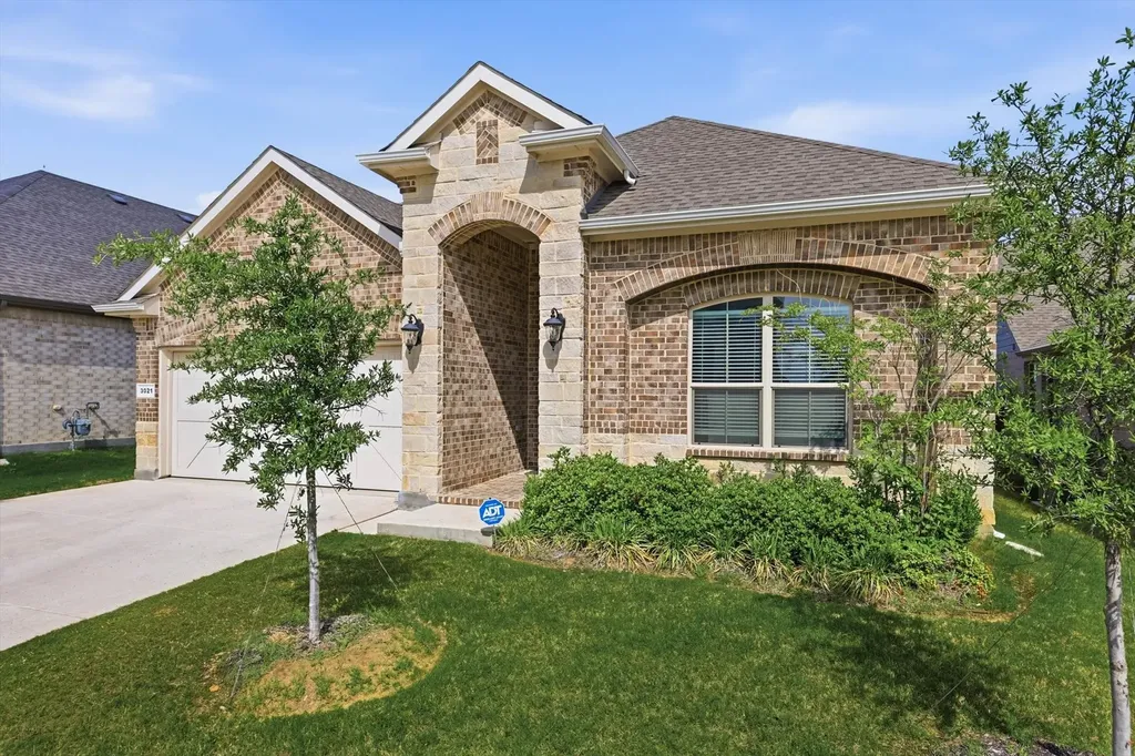 3021 Lionsgate Drive Argyle TX 76226