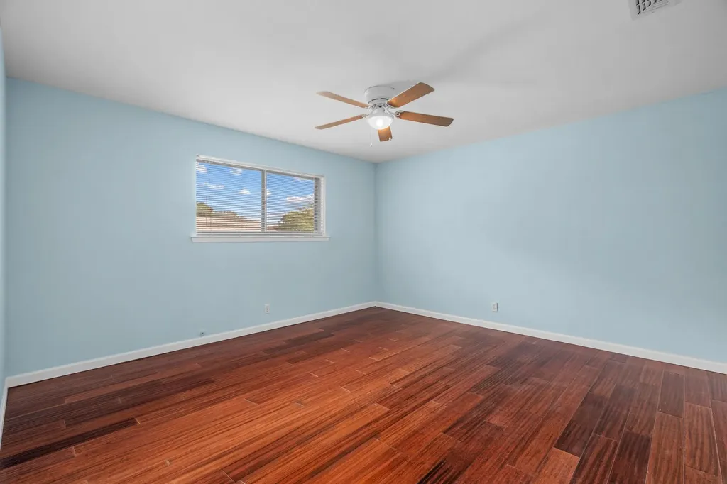 1602 Wagon Wheel Trail Pantego TX 76013