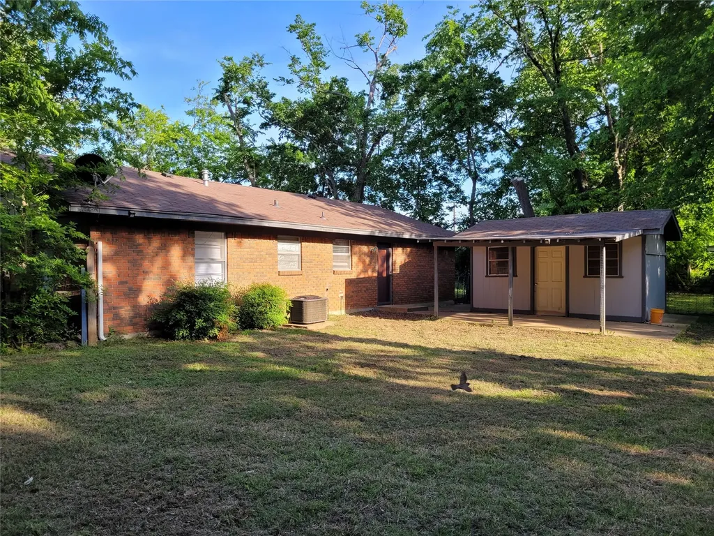410 SW 22nd Paris TX 75460
