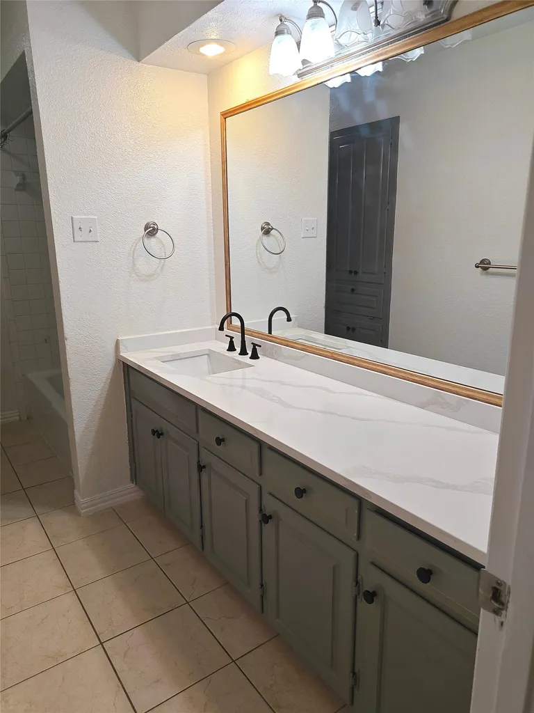 3921 Timberidge Drive Irving TX 75038