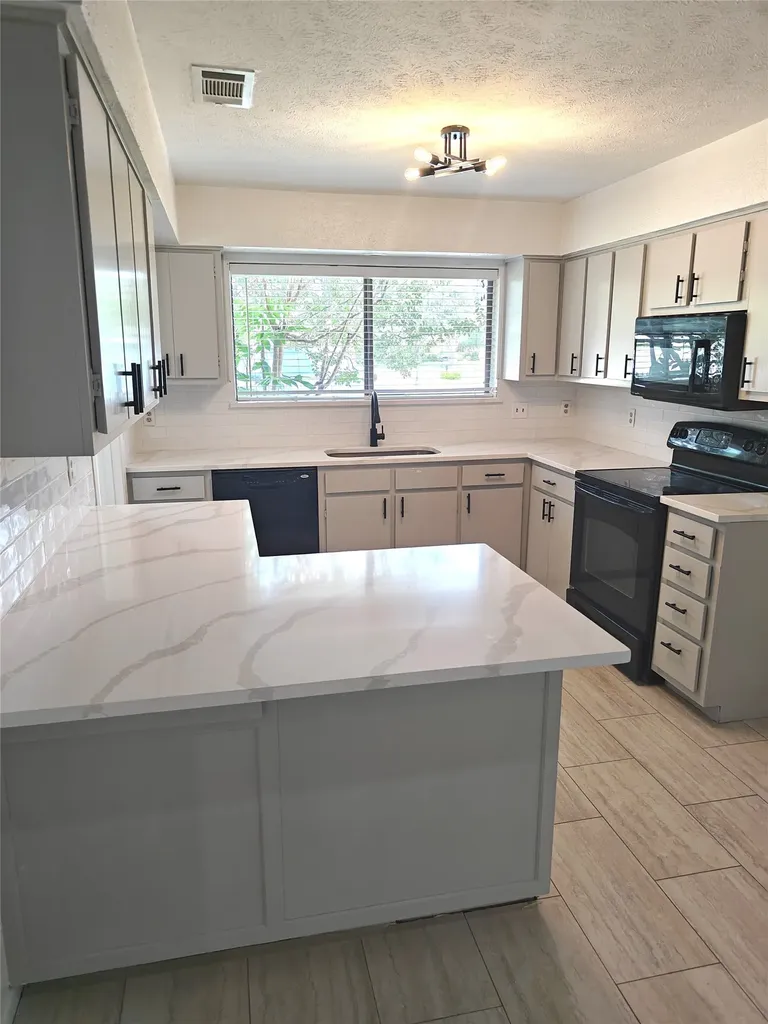 3921 Timberidge Drive Irving TX 75038