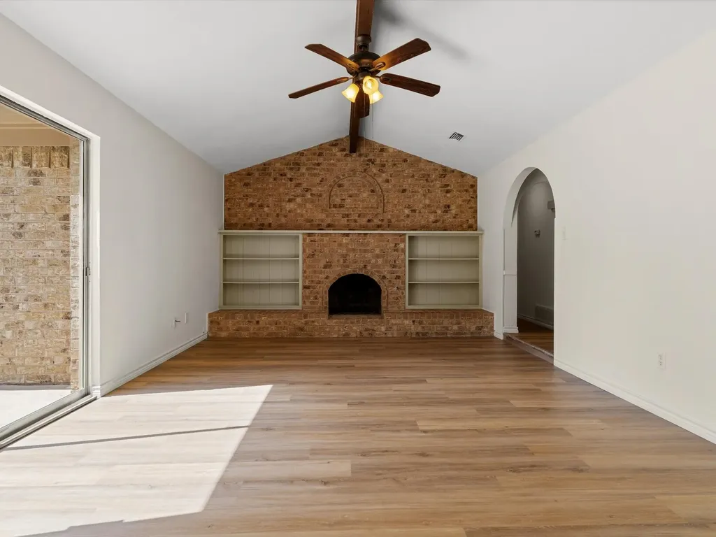 3732 Holland Drive North Richland Hills TX 76180