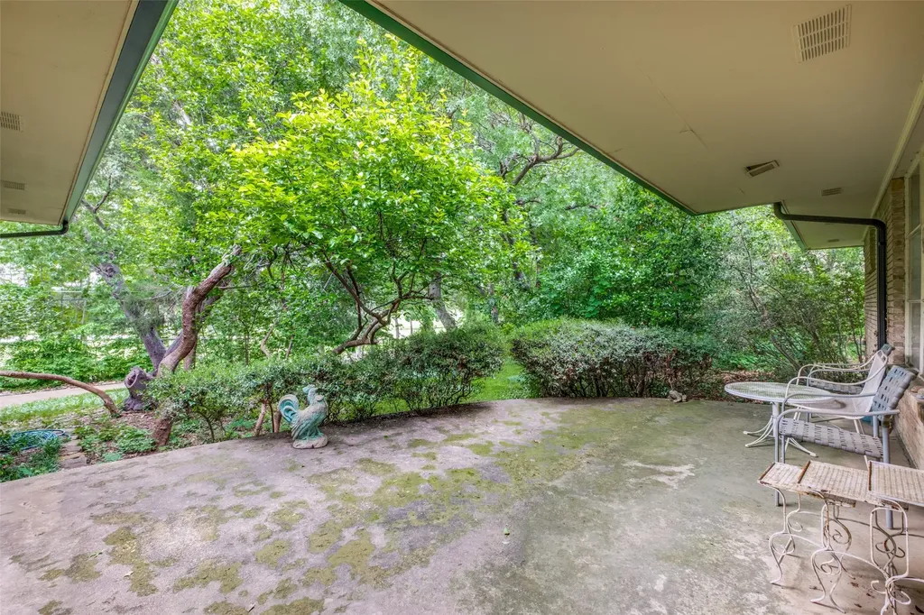 1723 Timbergrove Circle Dallas TX 75208