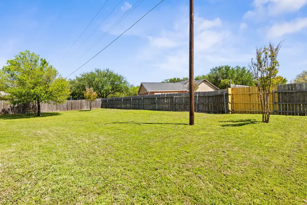 713 Ver-lo Drive Lorena TX 76655