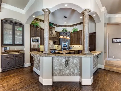 1608 Rivercrest Court Fort Worth TX 76107