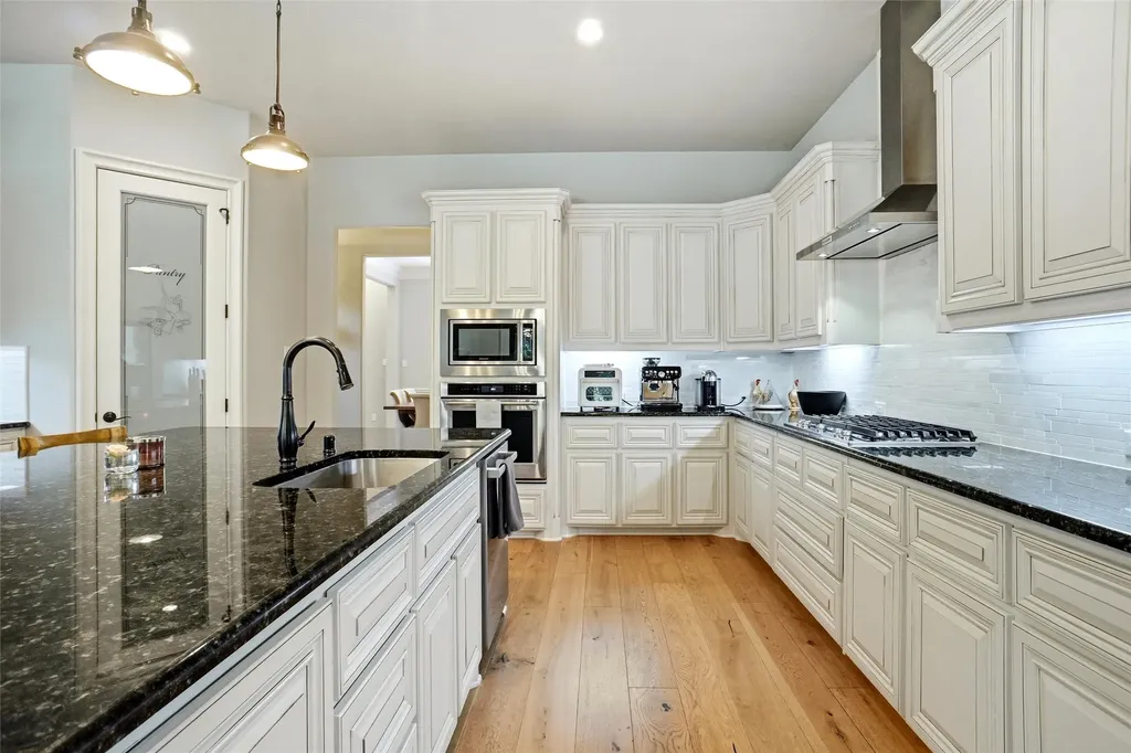 1813 Broughton Drive Flower Mound TX 75028