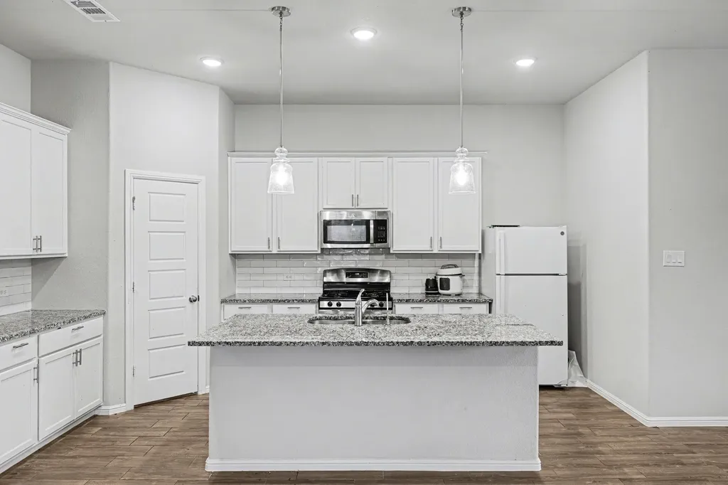 157 Greenback Trail Fort Worth TX 76131