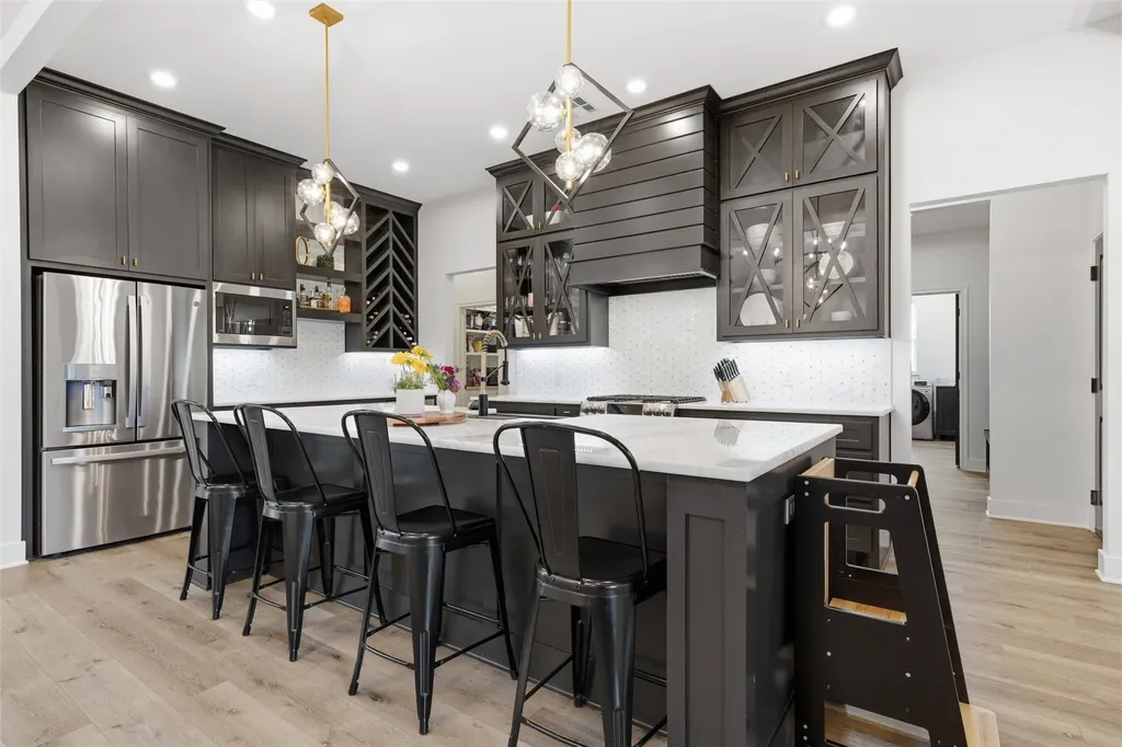 257 Fox Run Lane Robinson TX 76706