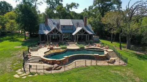 307 Sun Valley Mabank TX 75147