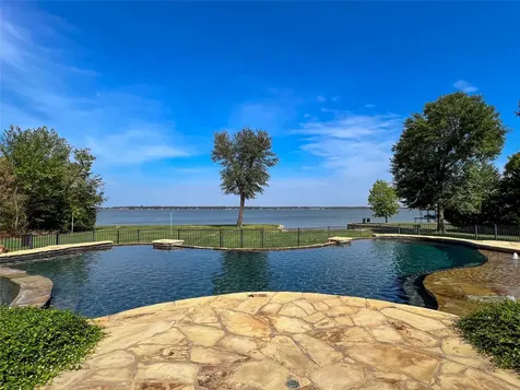 307 Sun Valley Mabank TX 75147