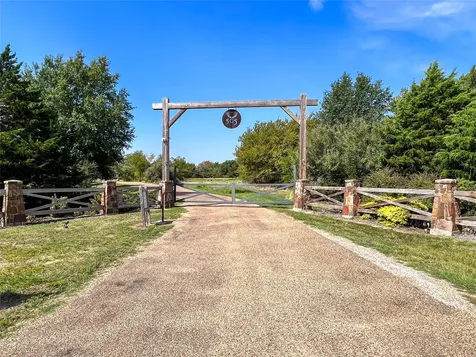 307 Sun Valley Mabank TX 75147