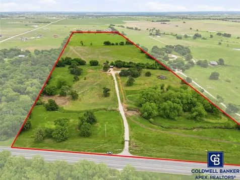 11458 State Highway 171 Covington TX 76636
