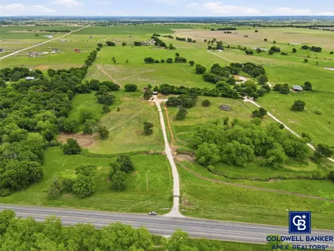 11458 State Highway 171 Covington TX 76636