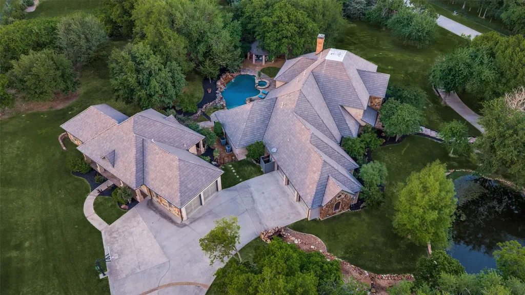 2626 Twelve Oaks Lane Celina TX 75078