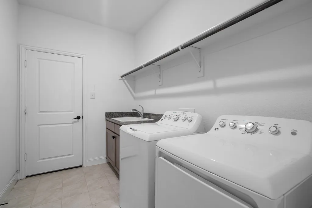 328 Savannah Lane Oak Point TX 75068