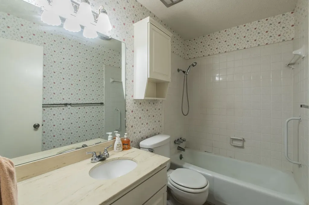 5118 Lake Shore Drive Waco TX 76710