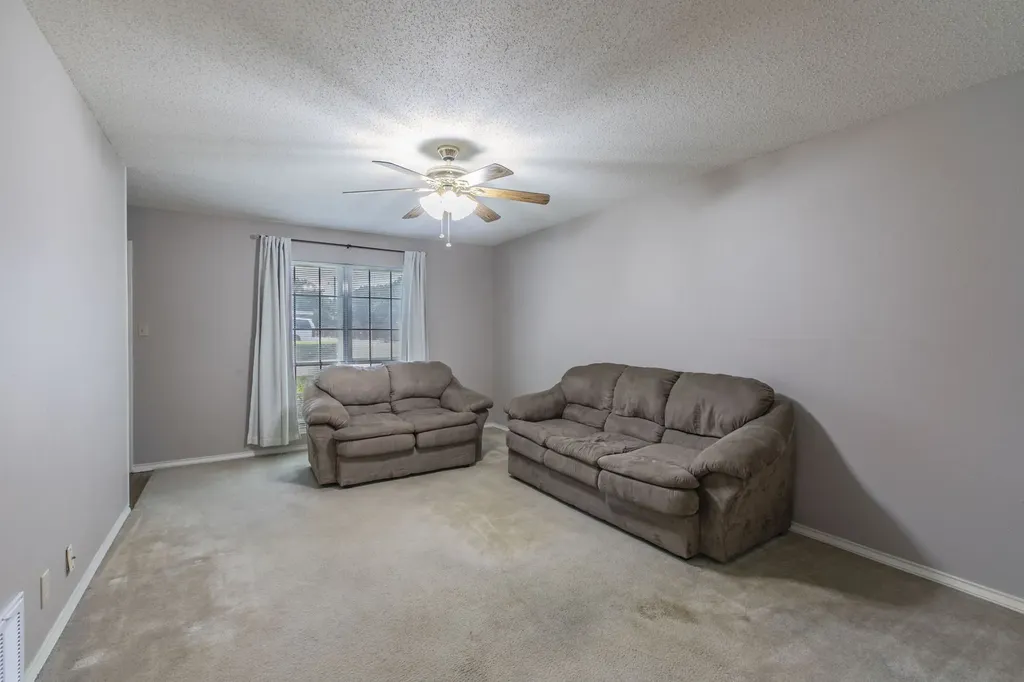 5118 Lake Shore Drive Waco TX 76710