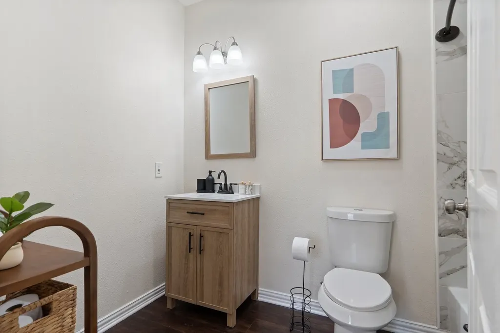 4216 E Side Avenue Dallas TX 75226