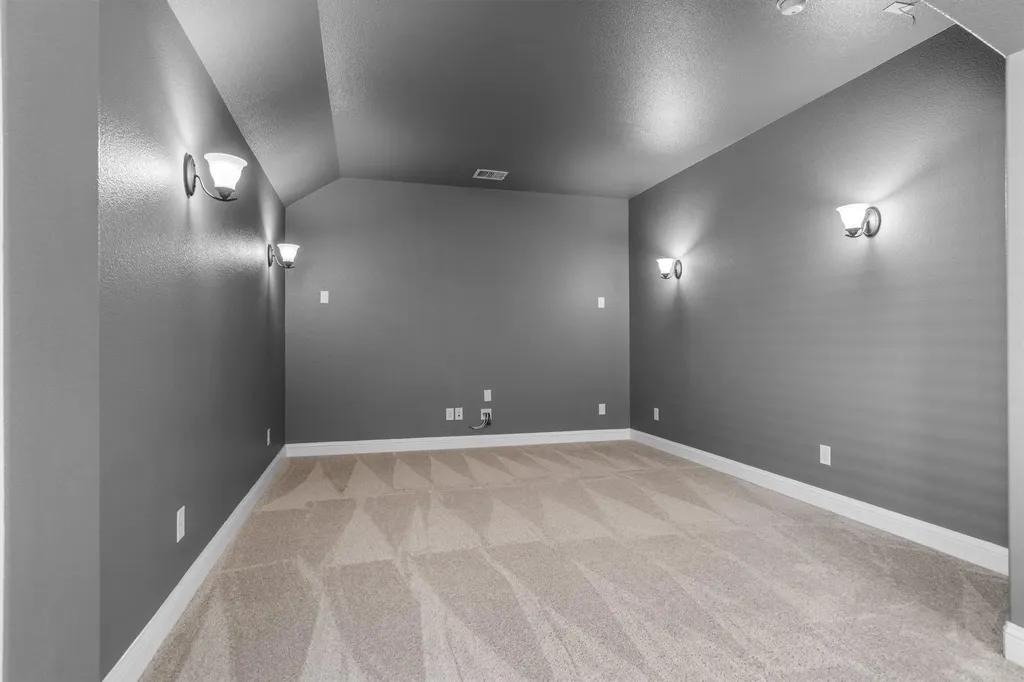 1517 Presley Way Lantana TX 76226