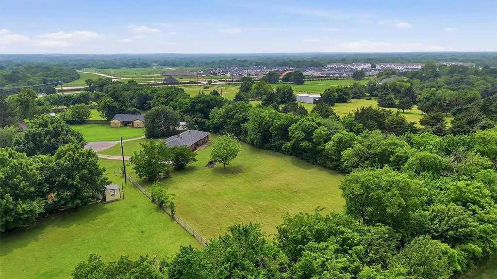 3347 Carriage Circle Sherman TX 75092