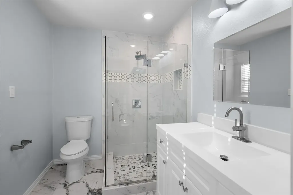 7511 Willow Oak Lane Arlington TX 76001