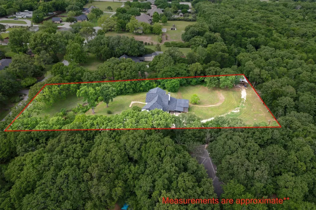 7511 Willow Oak Lane Arlington TX 76001