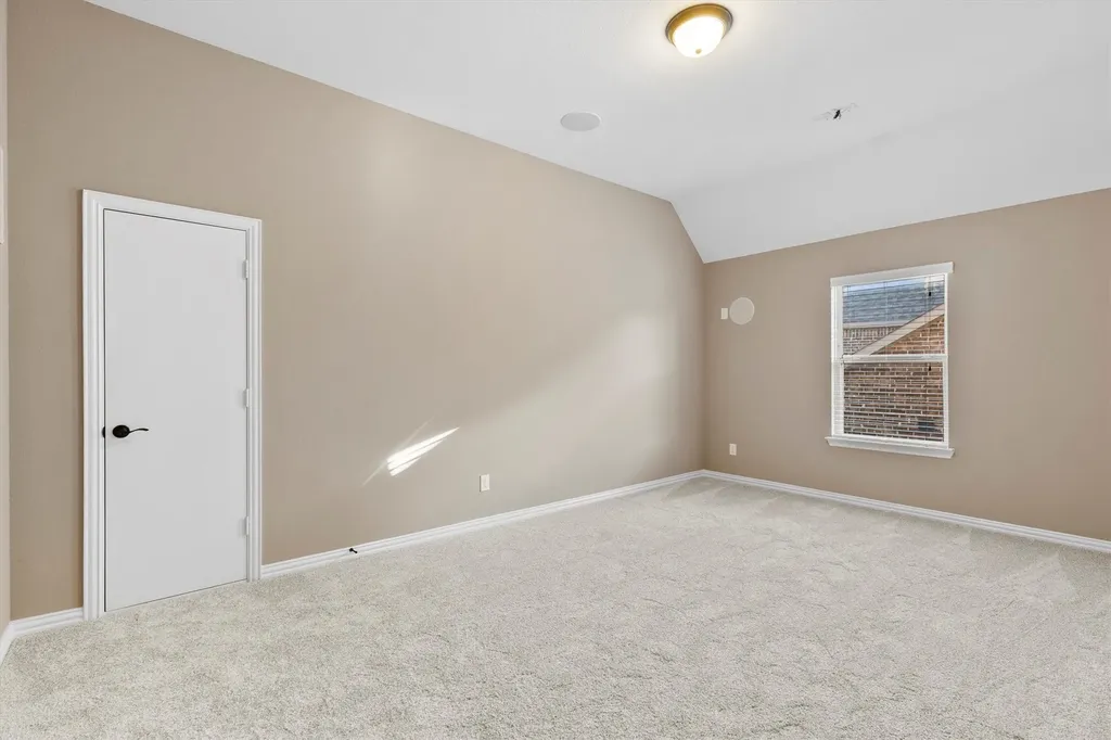 3701 Birmington The Colony TX 75056