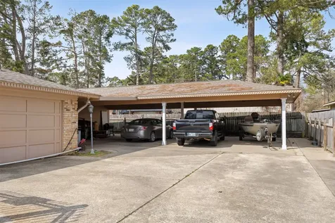 1302 W Sabine Street Carthage TX 75633