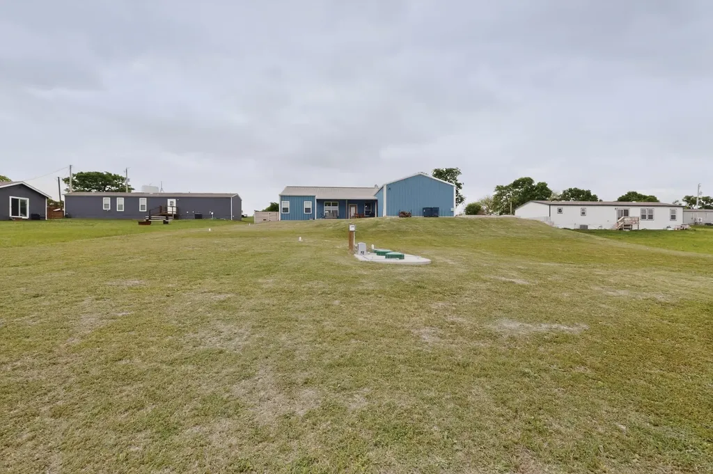 613 Kentucky Town Road Whitewright TX 75491