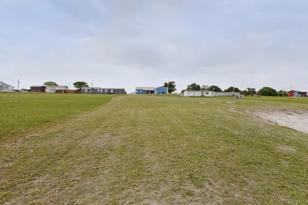 613 Kentucky Town Road Whitewright TX 75491