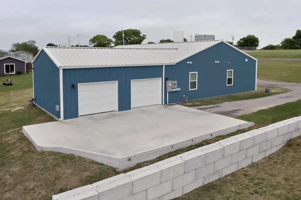 613 Kentucky Town Road Whitewright TX 75491