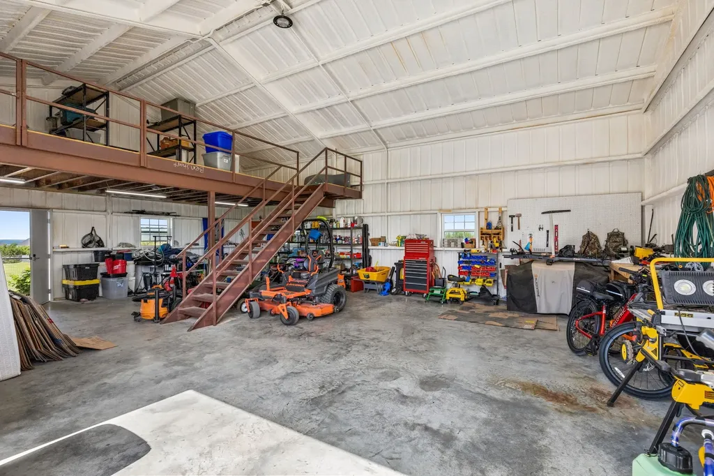 1025 High Point Street Weatherford TX 76087