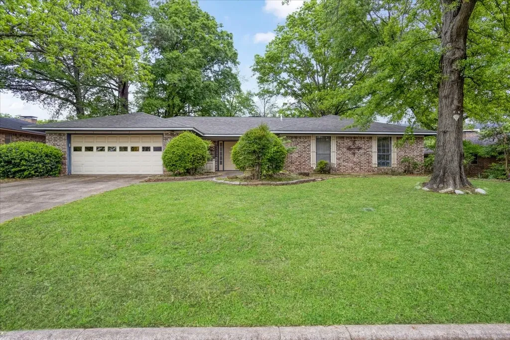 3509 Holly Street Denison TX 75020