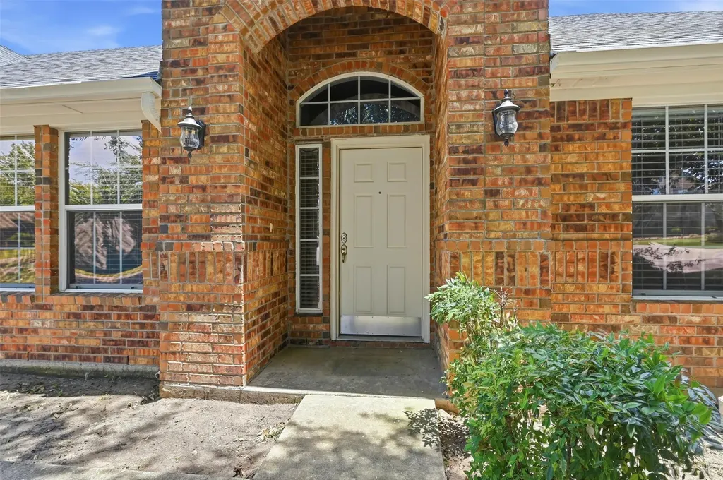 1709 Fairway Drive Sherman TX 75090
