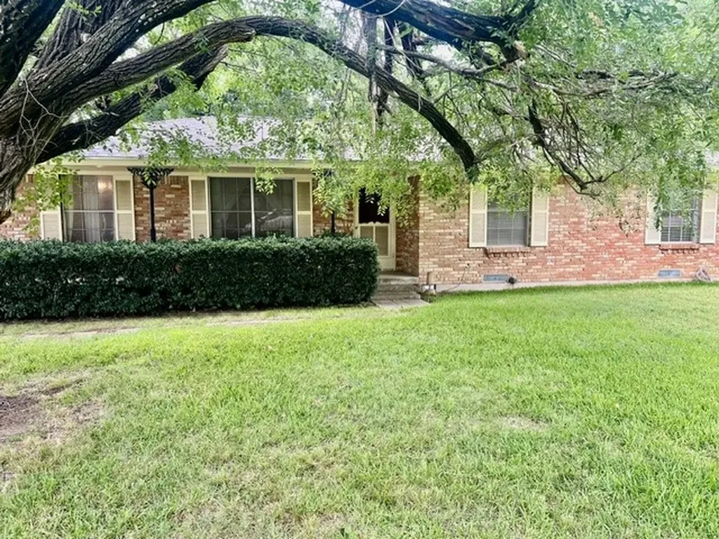 1326 E Sherman Drive Denton TX 76209