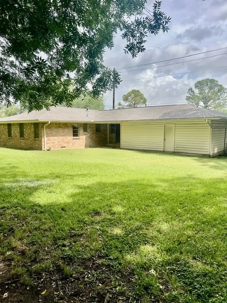 1326 E Sherman Drive Denton TX 76209