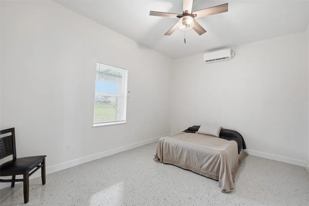 151 Kasberg Road Leroy TX 76654
