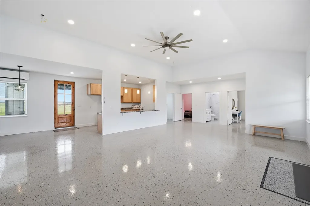 151 Kasberg Road Leroy TX 76654