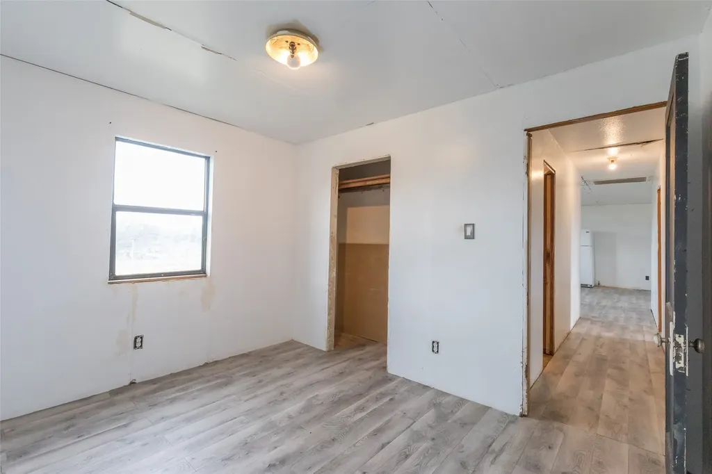 521 Avenue H Anson TX 79501