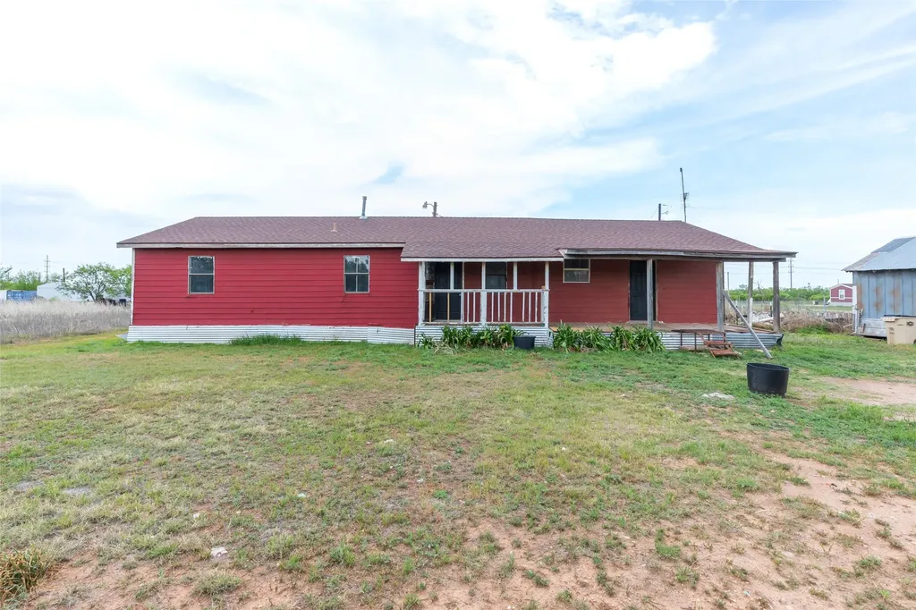 521 Avenue H Anson TX 79501