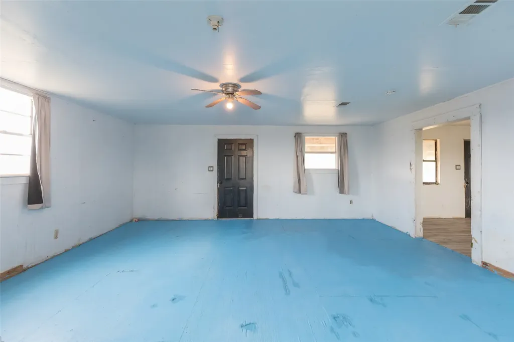 521 Avenue H Anson TX 79501