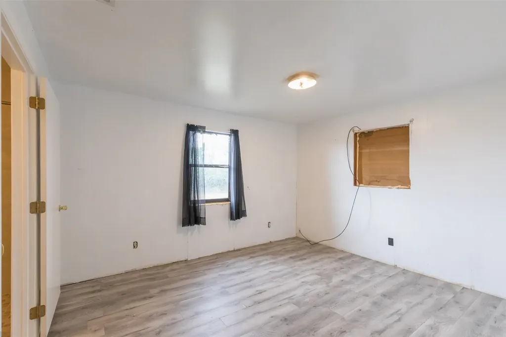 521 Avenue H Anson TX 79501