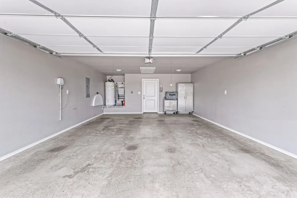 5003 Frio Drive Granbury TX 76048